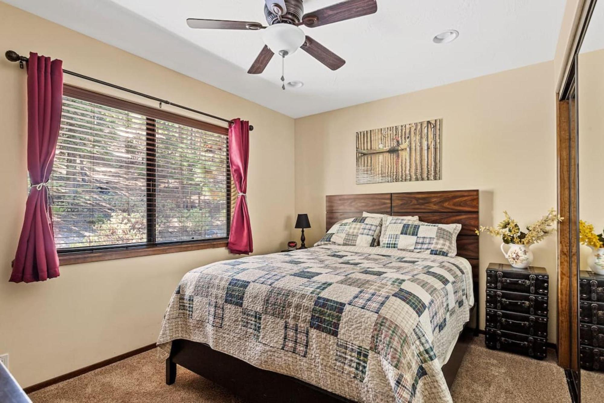 Sutter Ln By Avantstay Beautifully Remodeled Kitchen,4Cabin-Chic Bedrooms Blue Jay Екстериор снимка