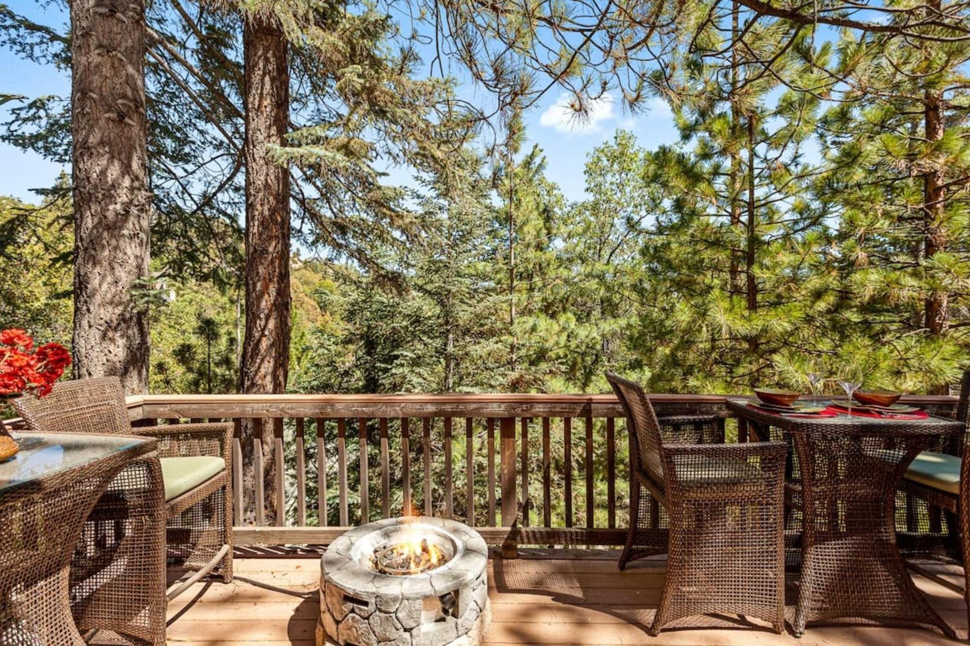 Sutter Ln By Avantstay Beautifully Remodeled Kitchen,4Cabin-Chic Bedrooms Blue Jay Екстериор снимка