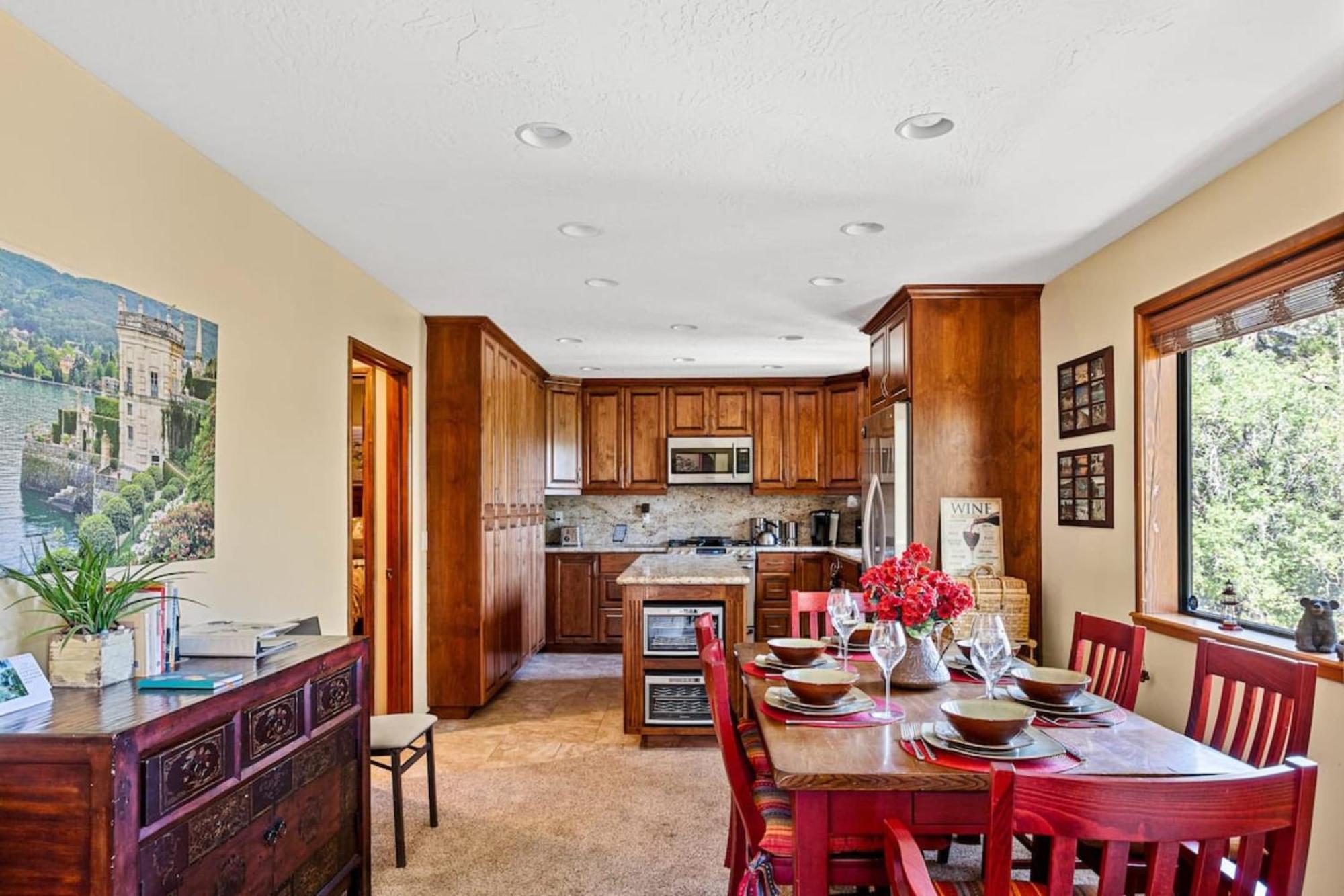 Sutter Ln By Avantstay Beautifully Remodeled Kitchen,4Cabin-Chic Bedrooms Blue Jay Екстериор снимка