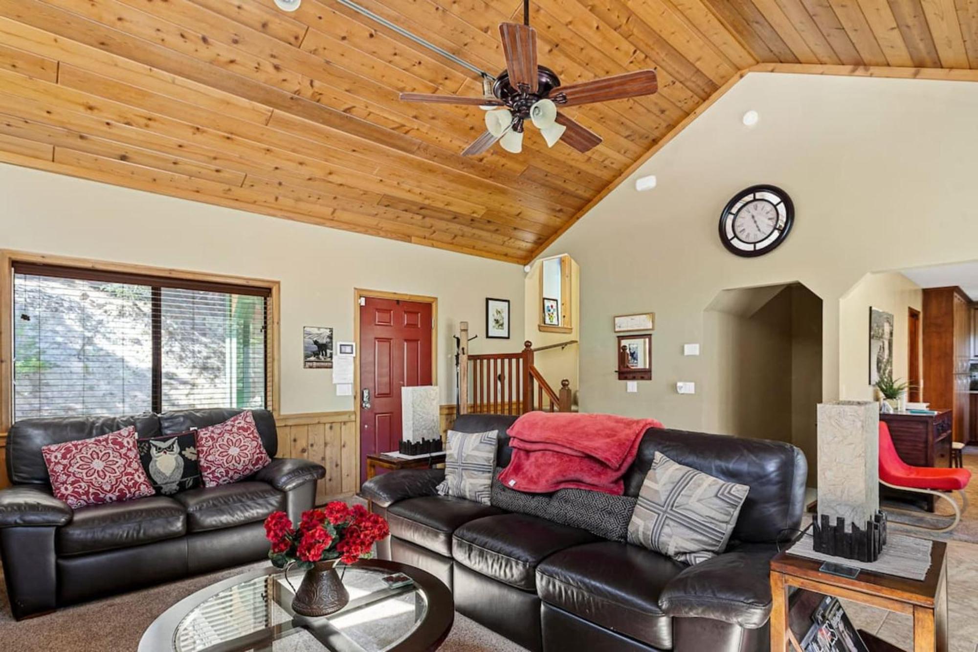 Sutter Ln By Avantstay Beautifully Remodeled Kitchen,4Cabin-Chic Bedrooms Blue Jay Екстериор снимка
