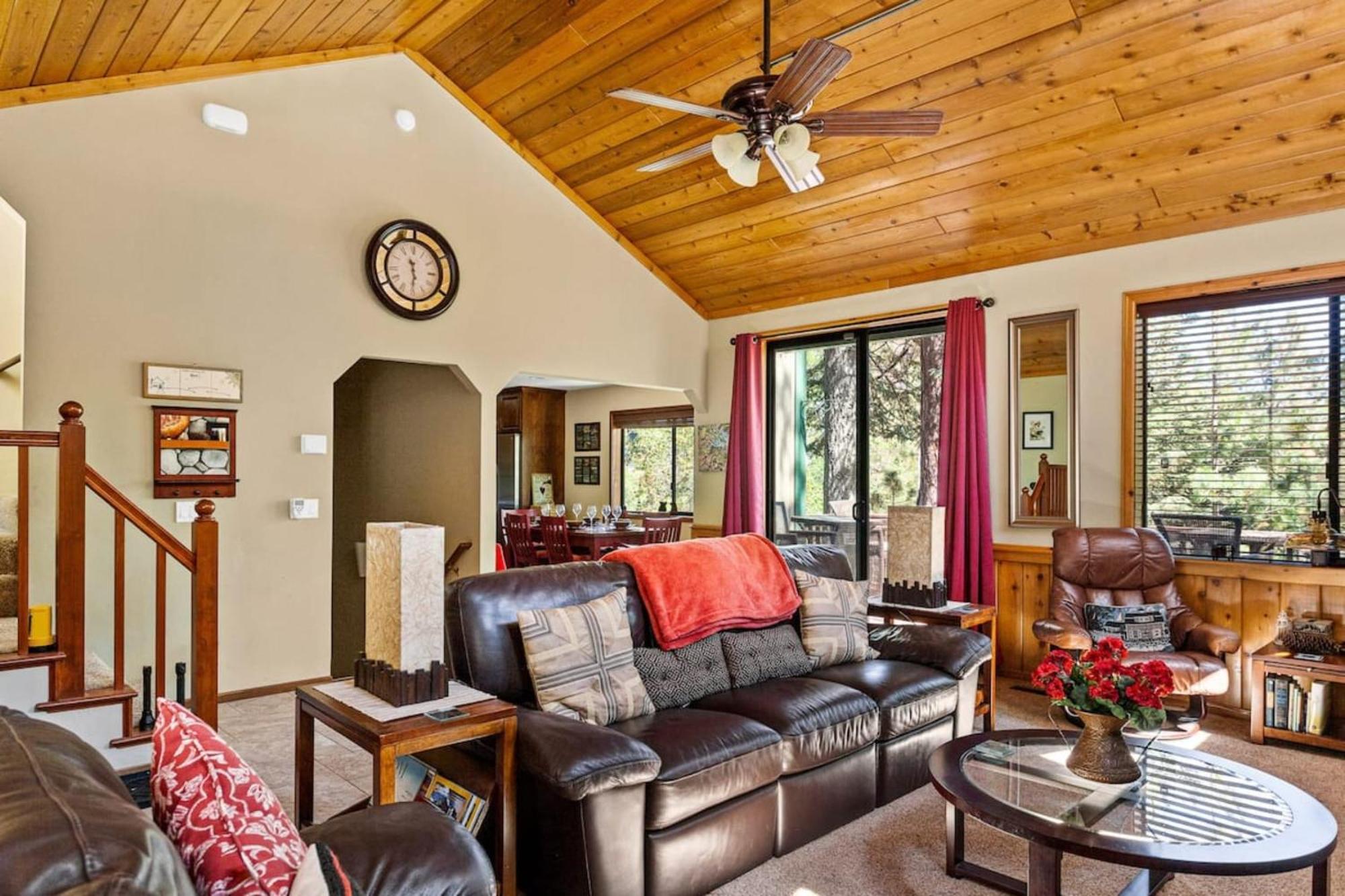 Sutter Ln By Avantstay Beautifully Remodeled Kitchen,4Cabin-Chic Bedrooms Blue Jay Екстериор снимка
